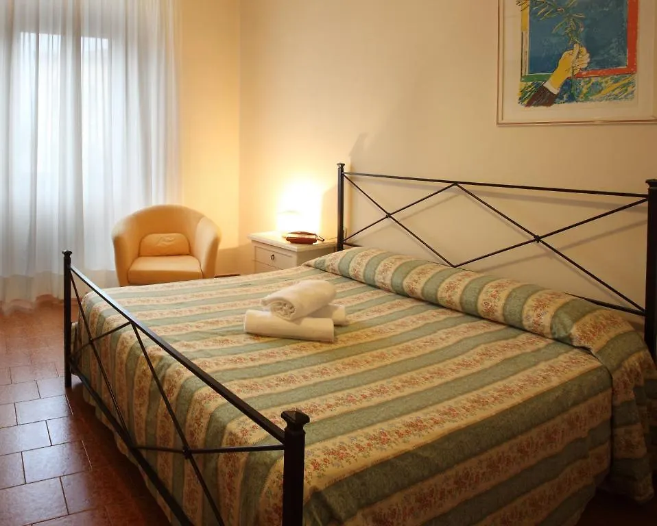 Hotel Prime Pistoia 3*,  Italien