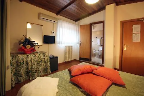 Hotel Prime Pistoia 3*,  Olaszország